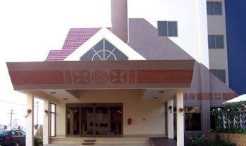 Crystal Rose Hostel Kumasi Bagian luar foto